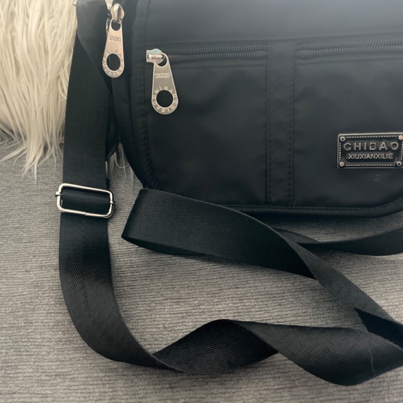 CHIBAO crossbody purse - Picture 10 of 10